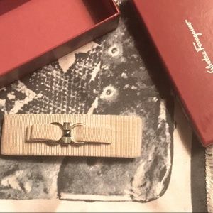 Salvatore Ferragamo Barrette w/ Box